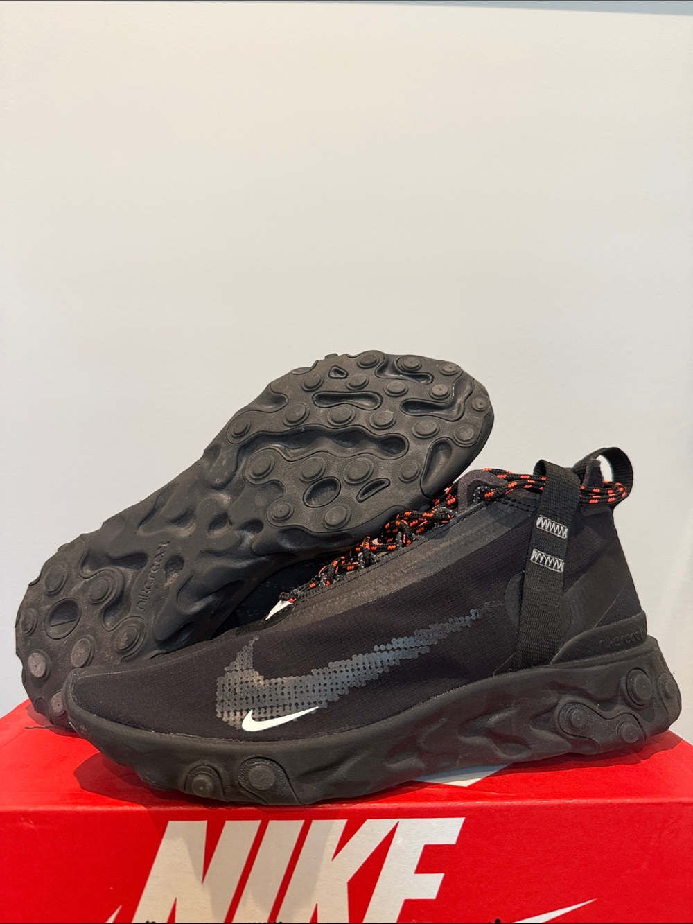 Used Nike React Runner Mid WR ISPA Men’s Size 7.5, Women’s 9